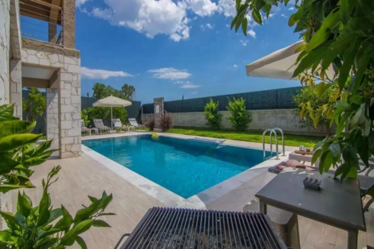 Hotel Volans Suites Private Villas Yaniklar